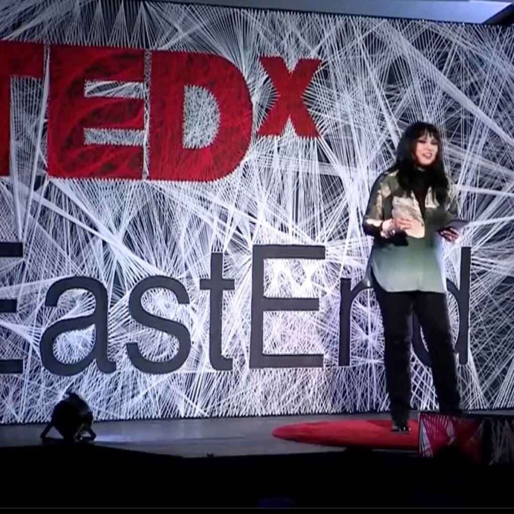 Anna Chen at TED East End, London 2015 - A banker and ten pies